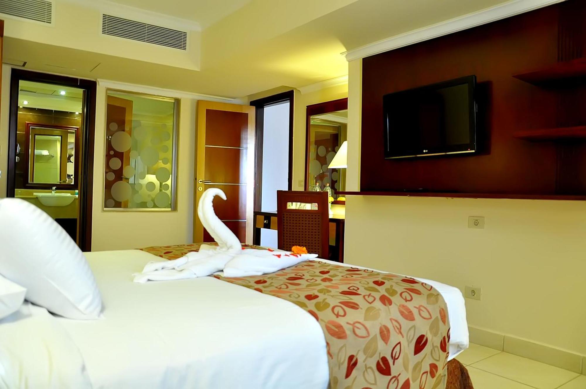 Rehana Sharm Resort - Aquapark & Spa - Couples And Family Only -Premium Ultra All-Inclusive 24H Exterior photo